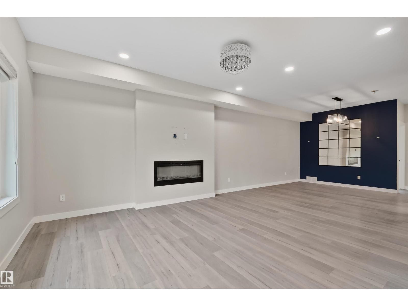 383 CHARLESWORTH DR SW — photo 5
