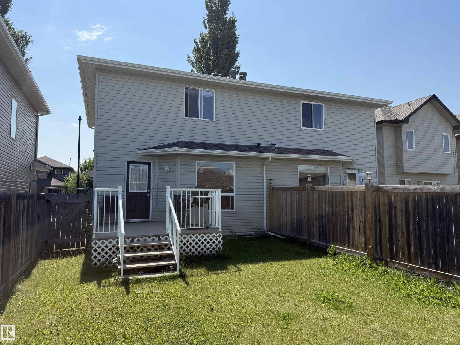 2314 29A AV NW — photo 4