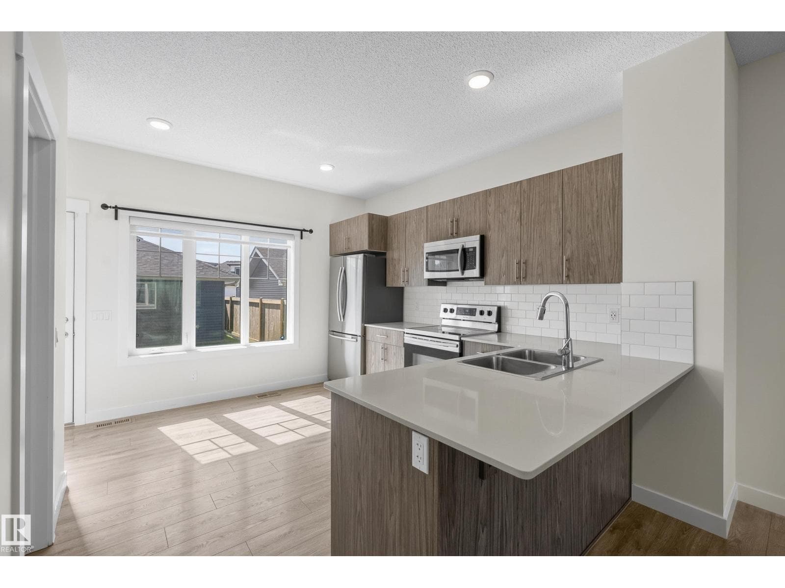 2707 ORCHARDS RD SW — photo 2