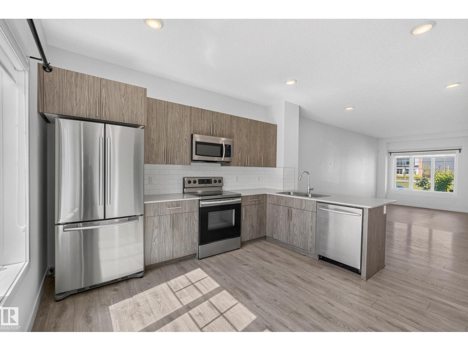 2707 ORCHARDS RD SW — photo 3