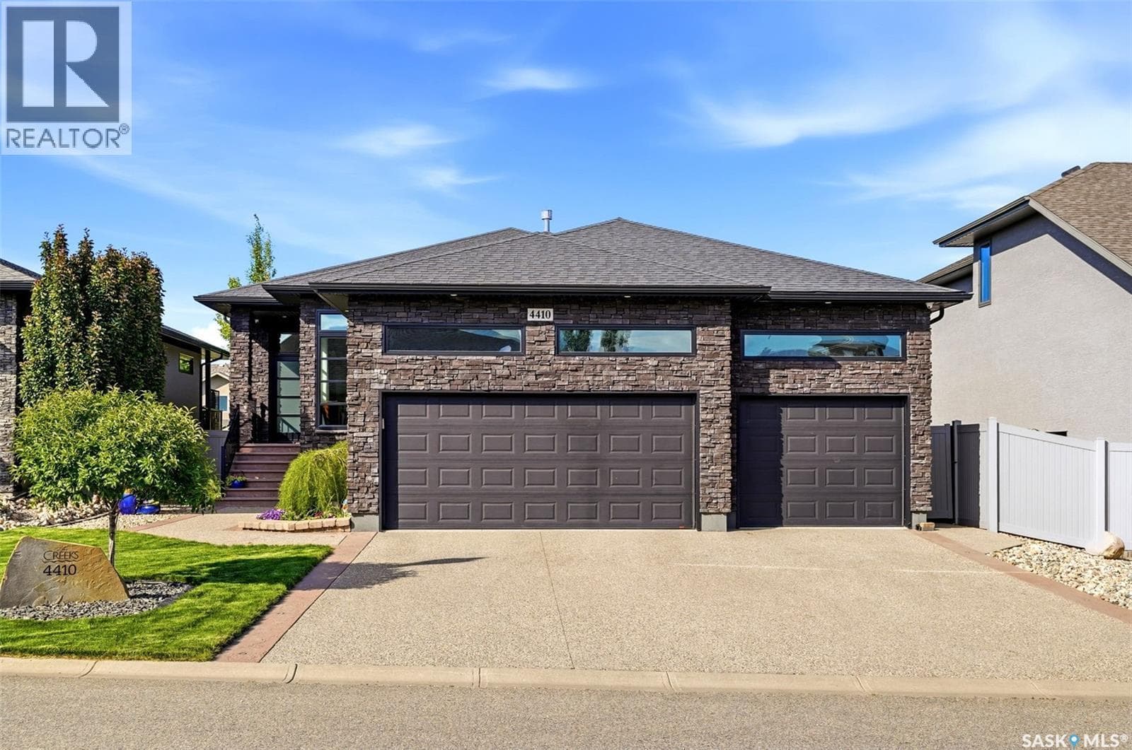 4410 Sage CRESCENT E — photo 2