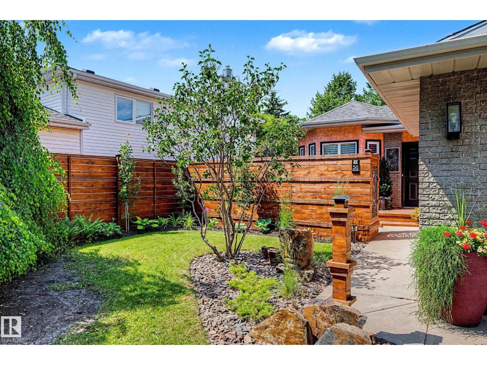 58 ALDERWOOD BV — photo 4