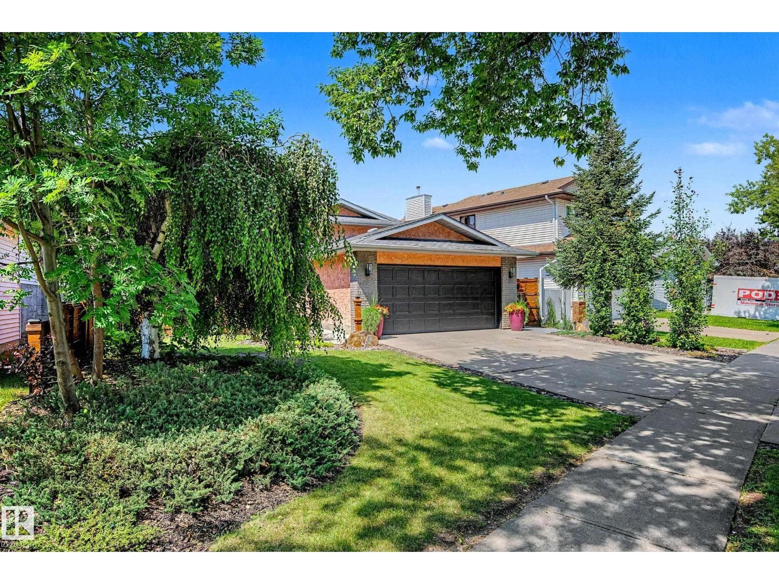 58 ALDERWOOD BV — photo 2