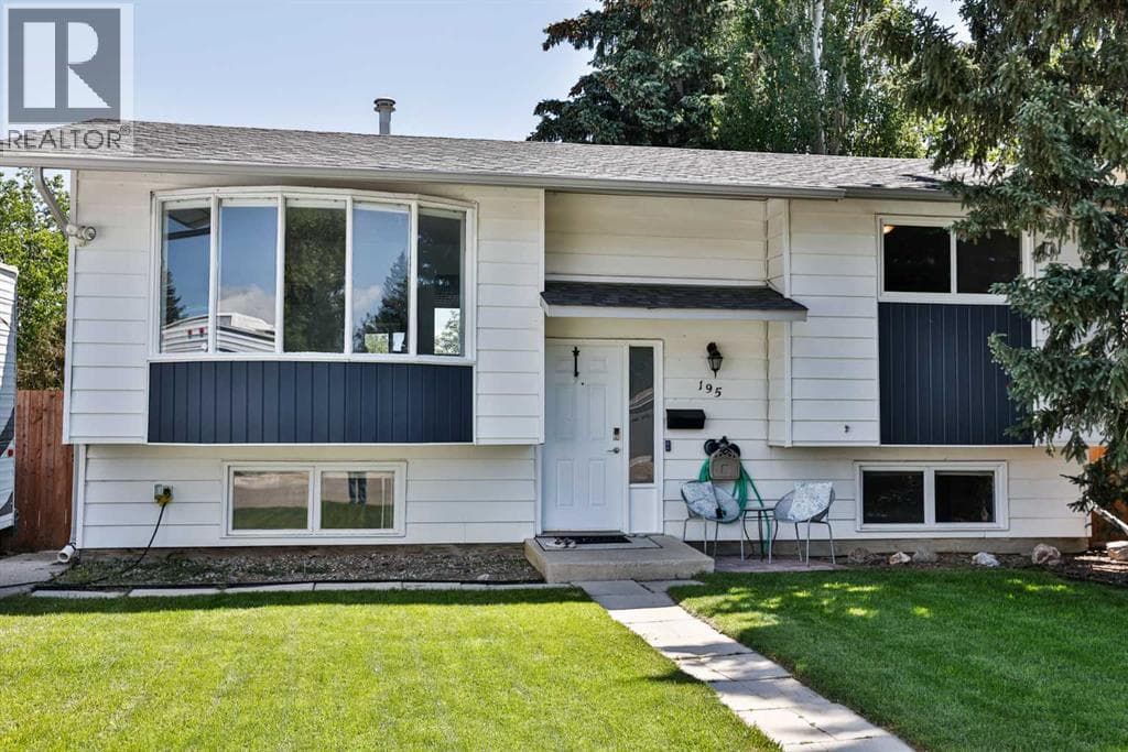 195 Laval Boulevard W