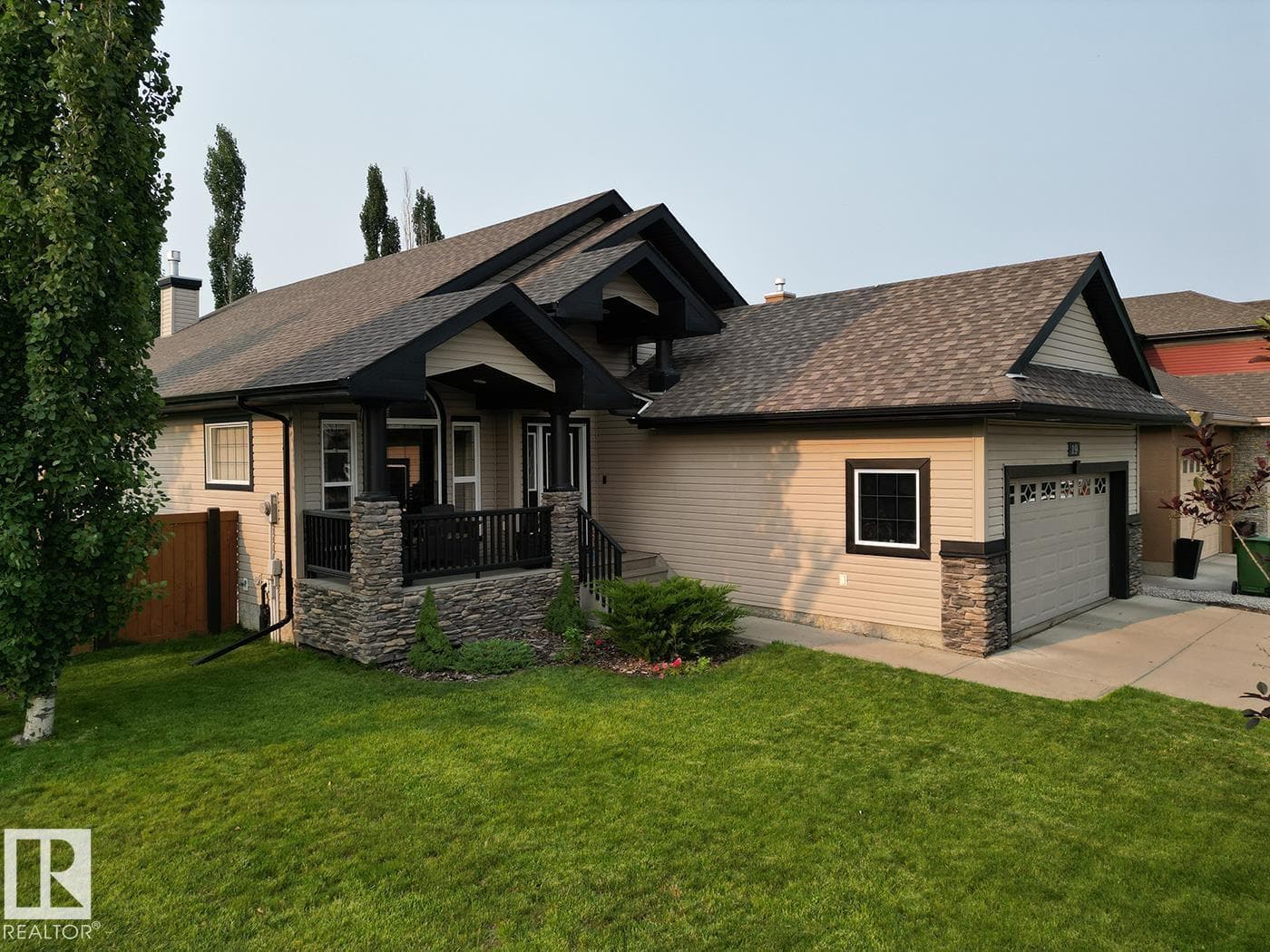 19 NEWTON PL