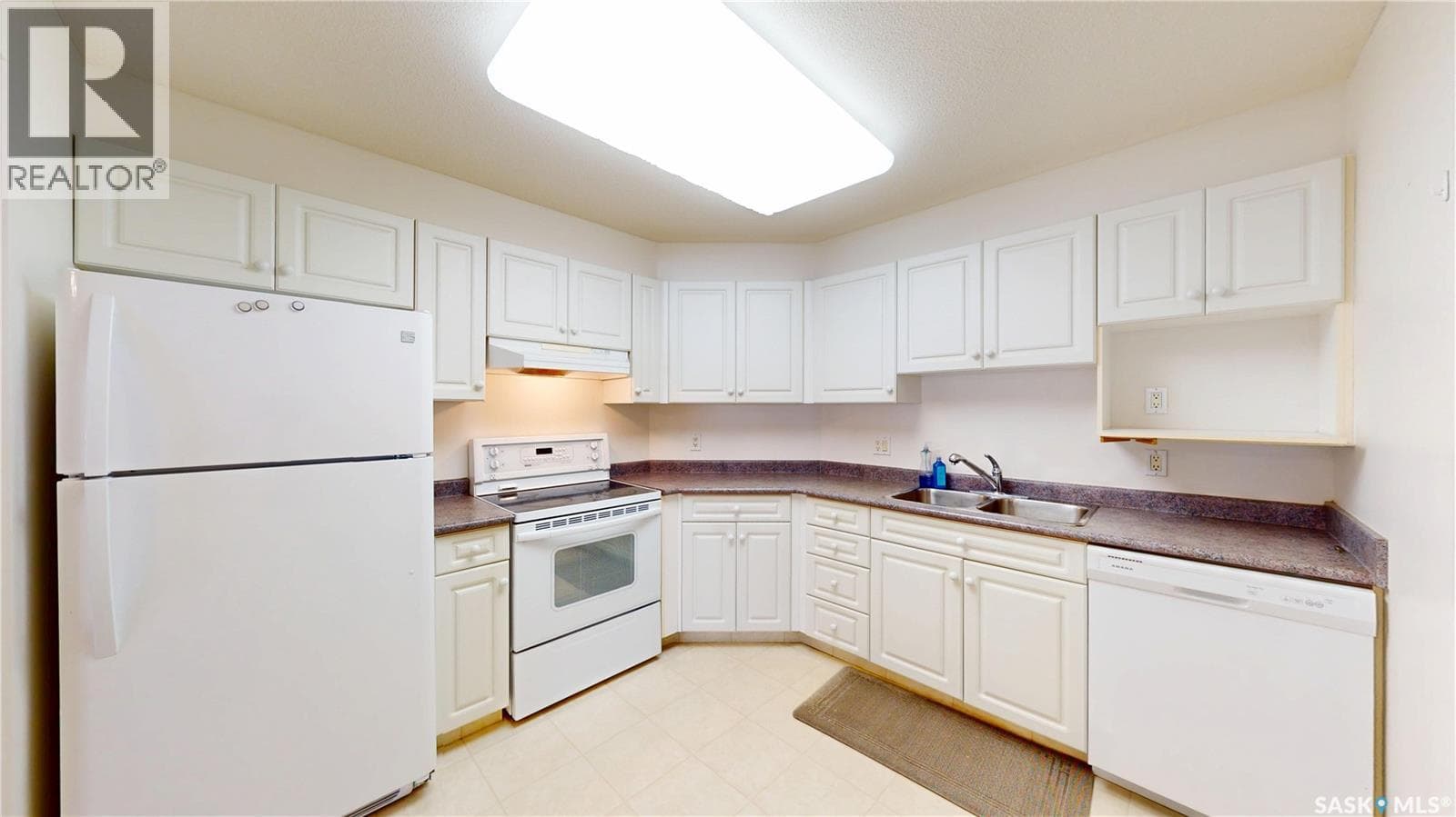107 435 Main STREET — photo 3