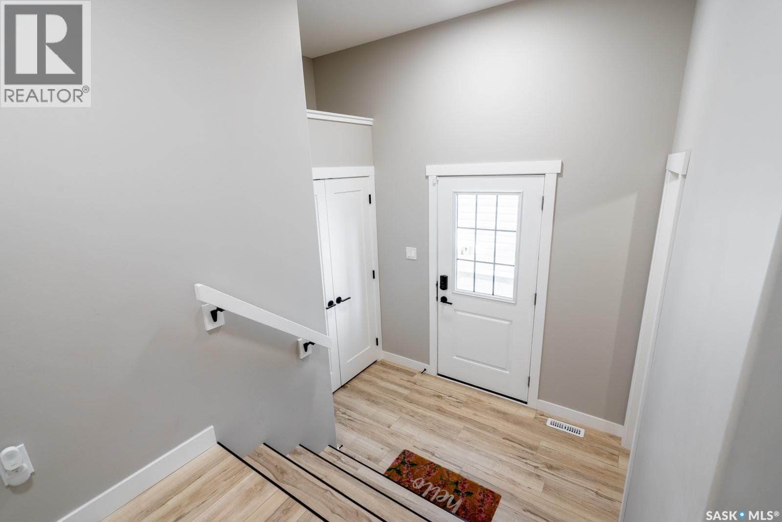4620 Ferndale CRESCENT — photo 4