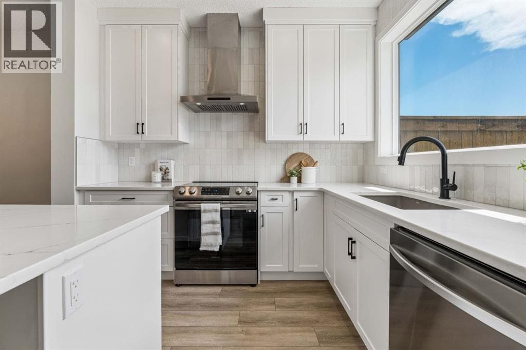 185 Emberside Hollow — photo 3