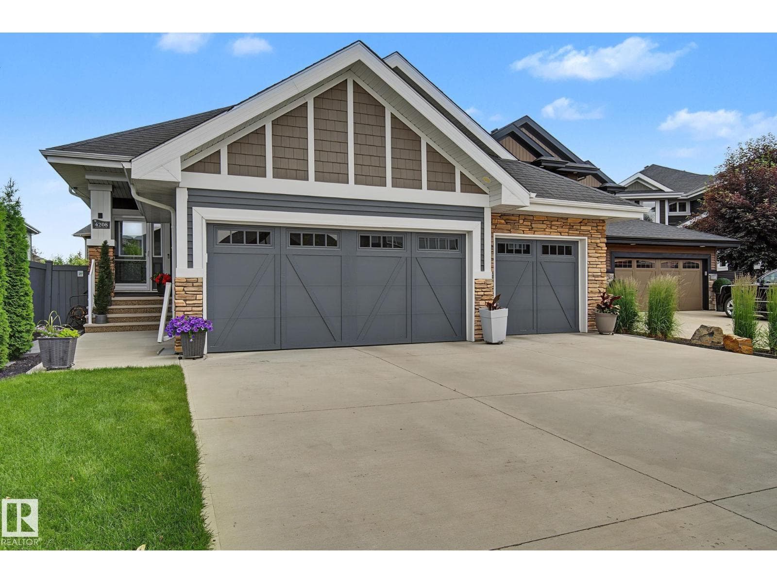 4208 GORESKY CL NW