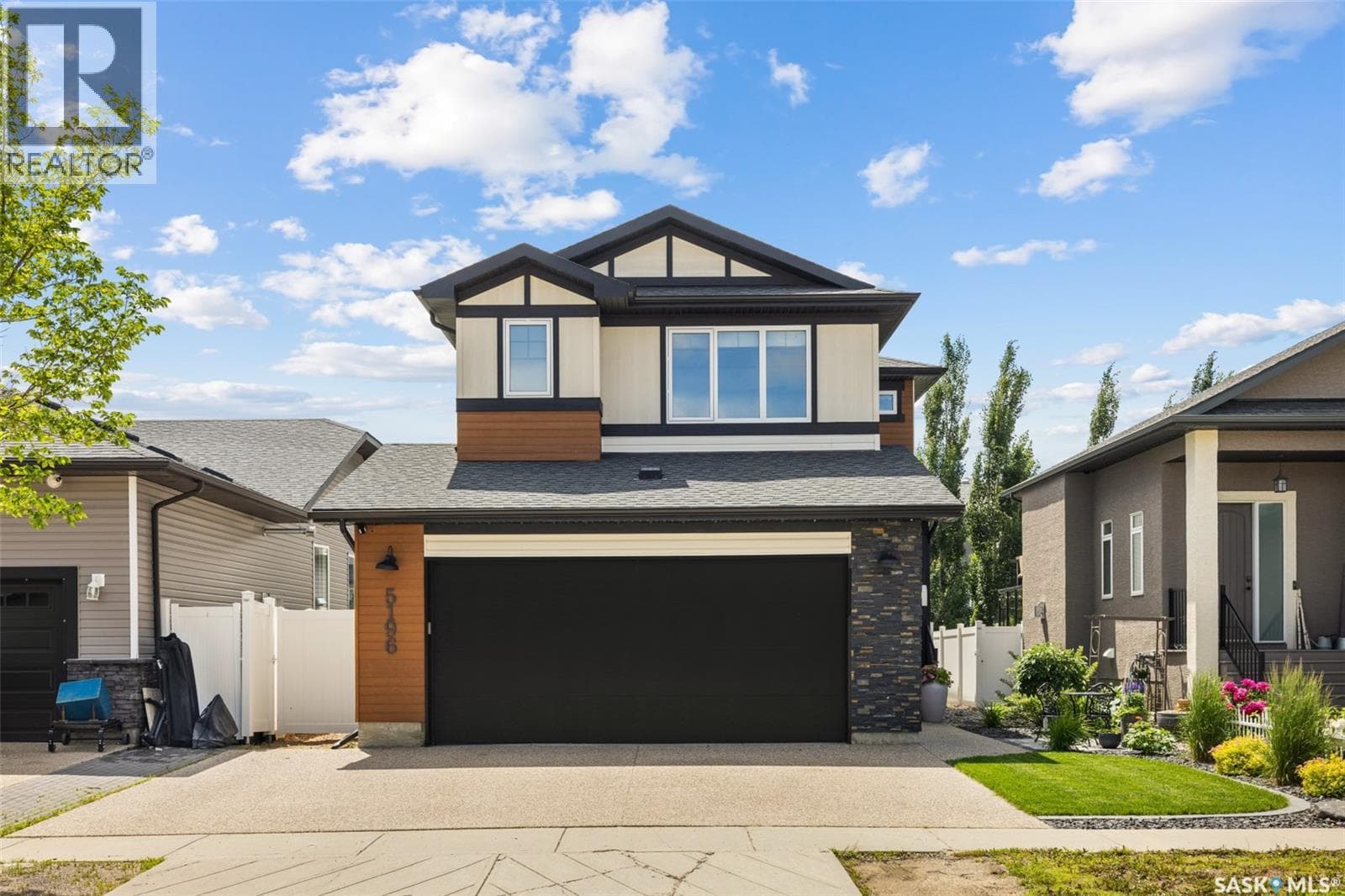 5196 Aviator CRESCENT