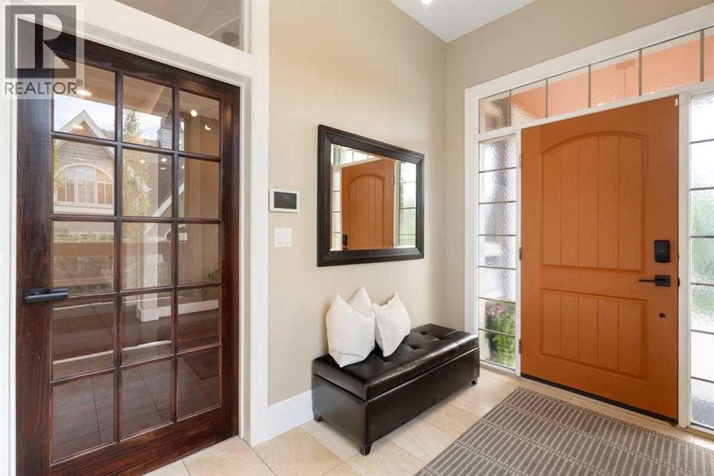 160 Posthill Drive SW — photo 3