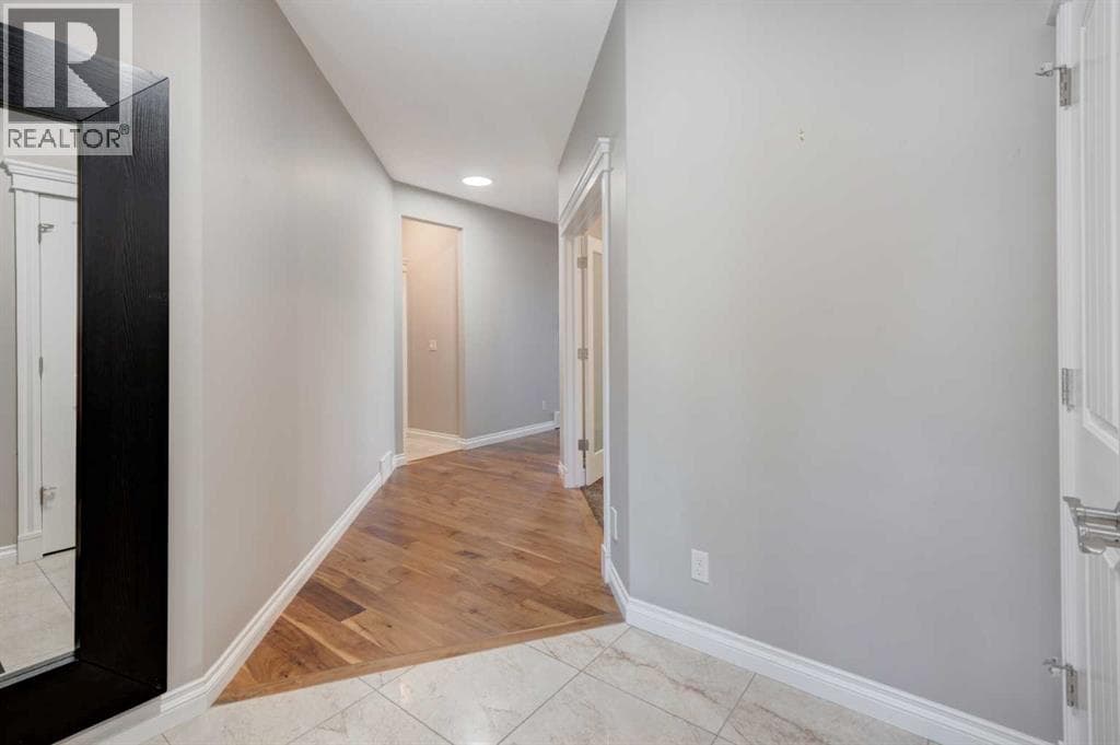 258 Mahogany Place SE — photo 2