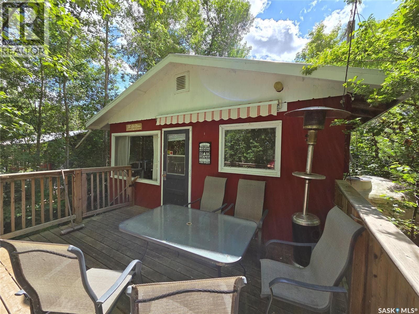 824 Lakeside AVENUE — photo 4