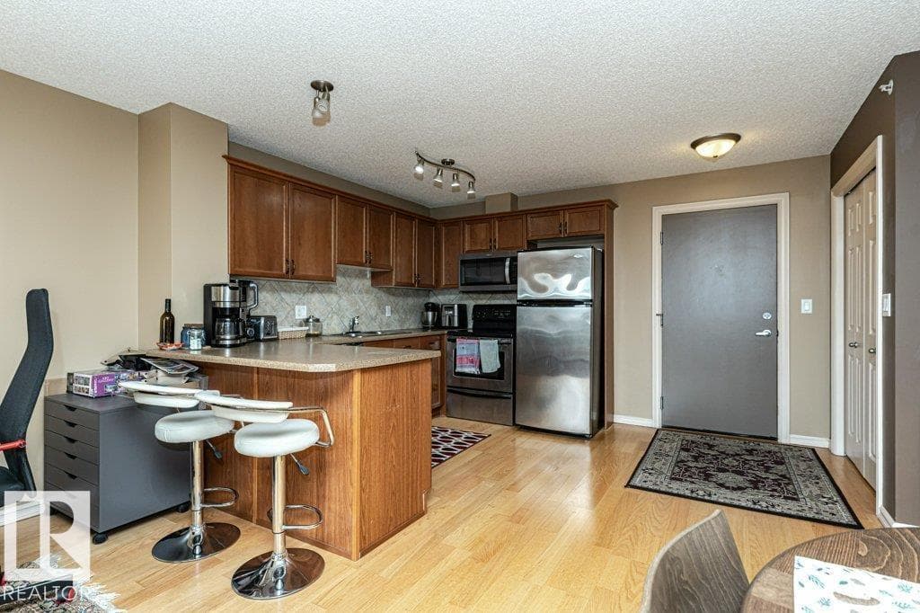 #414 4407 23 ST NW — photo 5