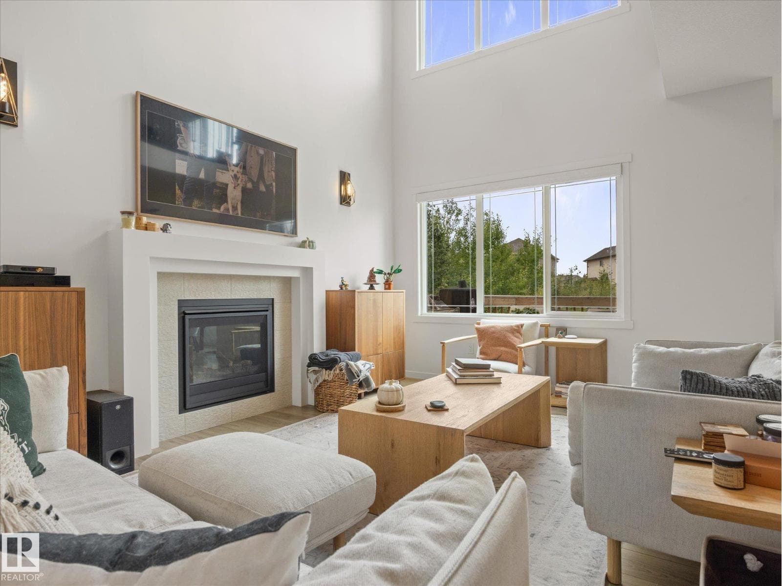 3648 6 ST NW — photo 3