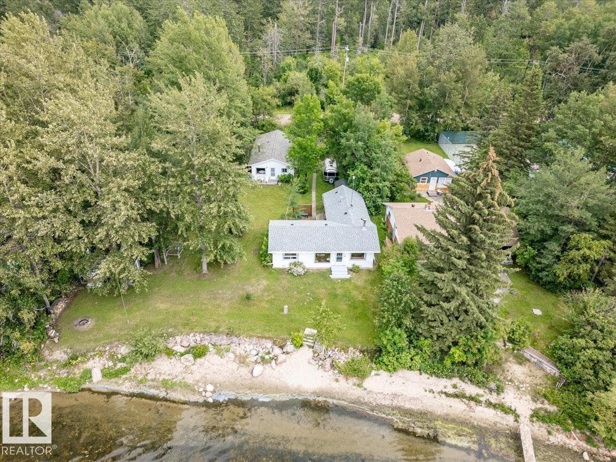 59 Beach Ave