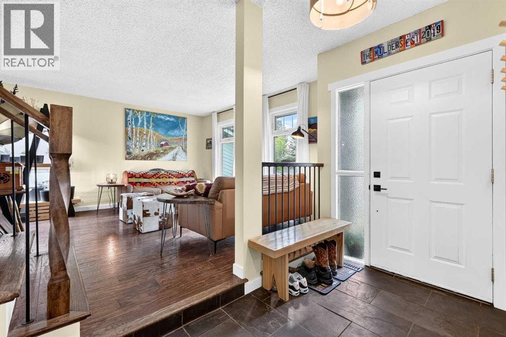 181 Woodhaven Drive — photo 3