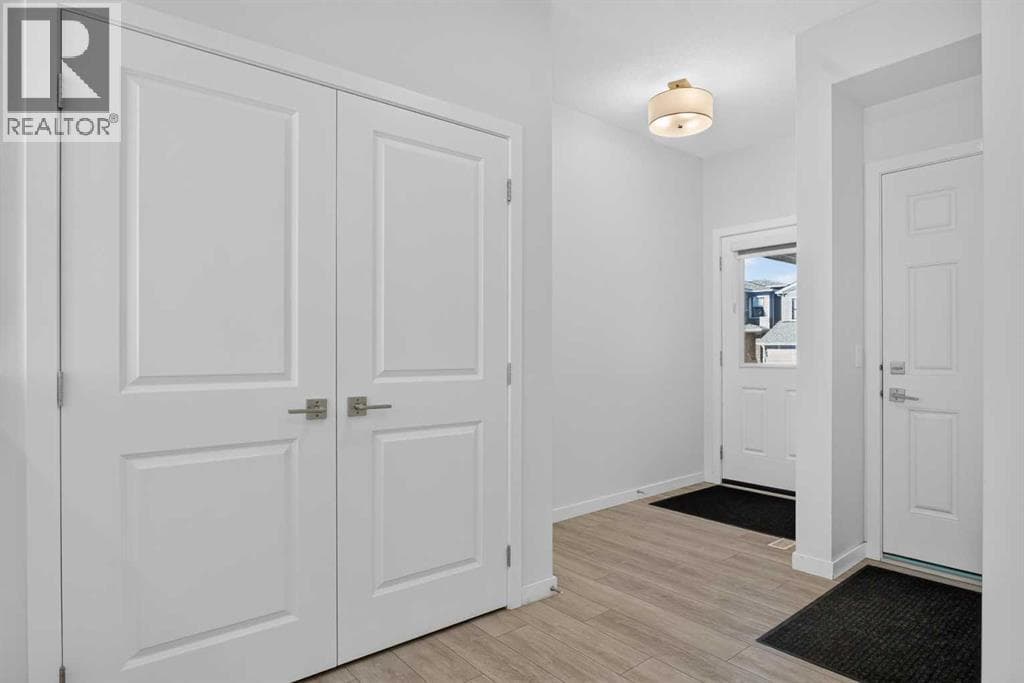 274 Lucas Place NW — photo 3