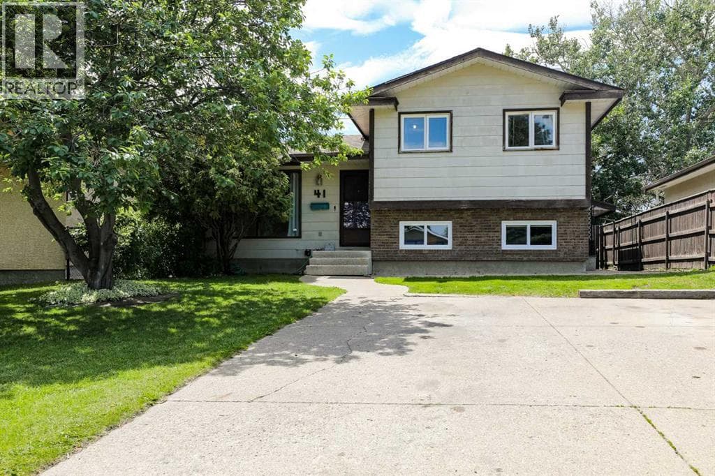 41 Rutgers Crescent W