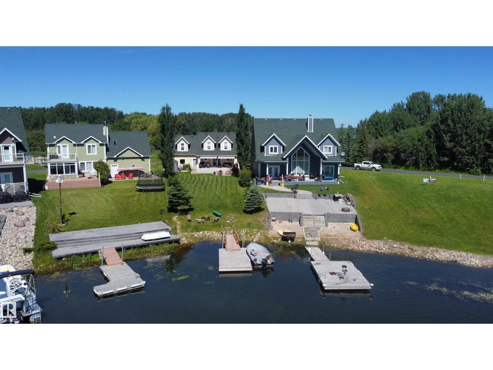 17 Sunset Harbour — photo 4