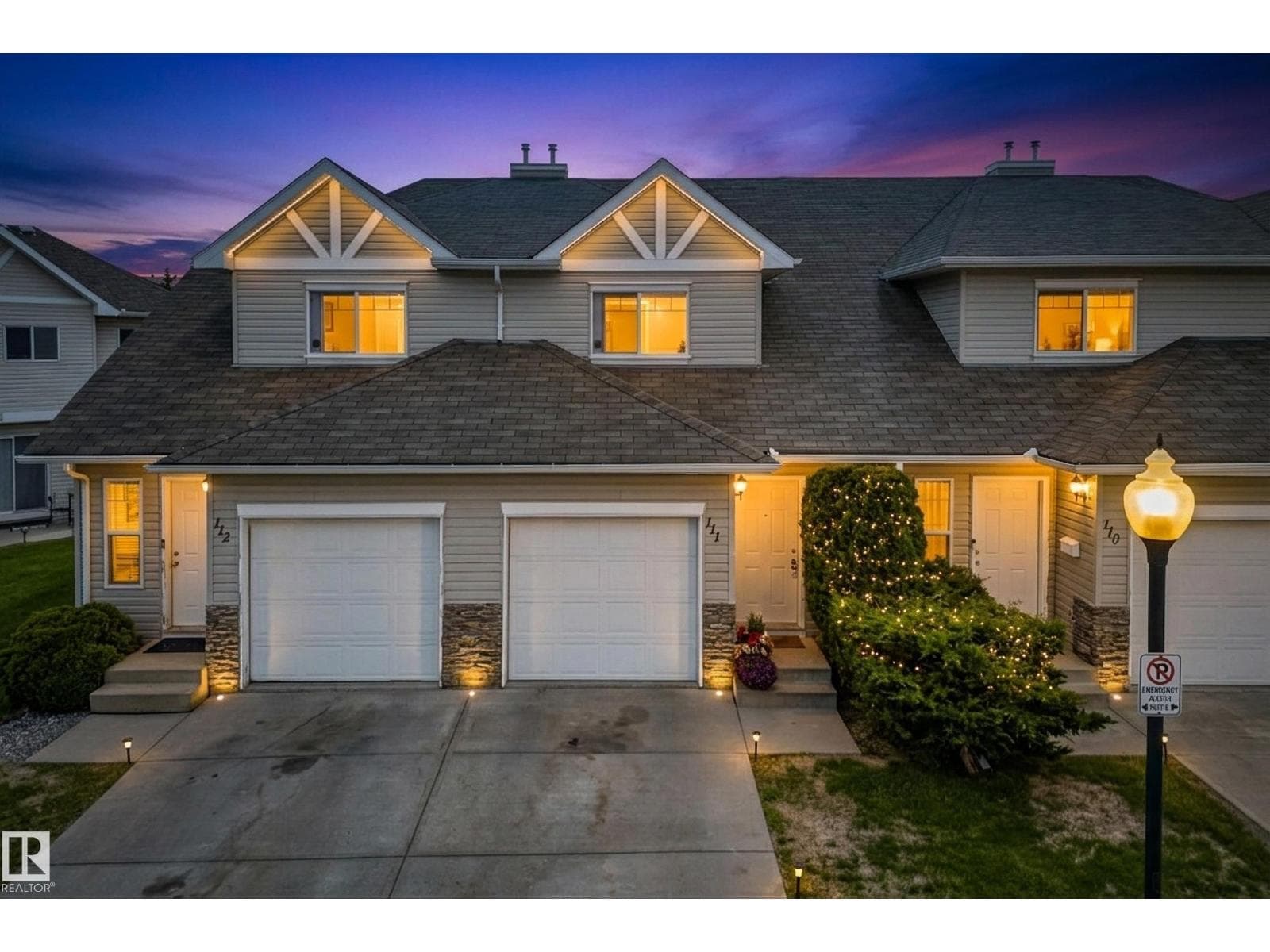 #111 150 EDWARDS DR SW