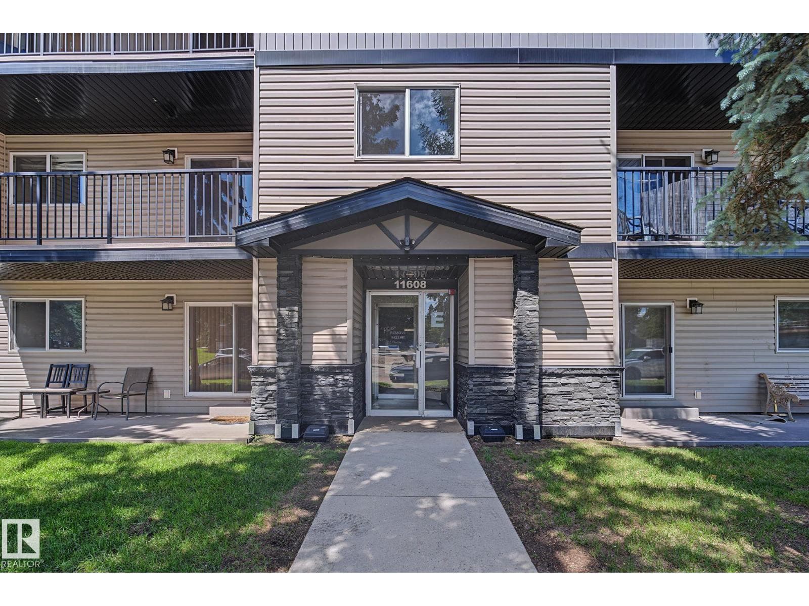 #6E 11608 28 AV NW NW — photo 3