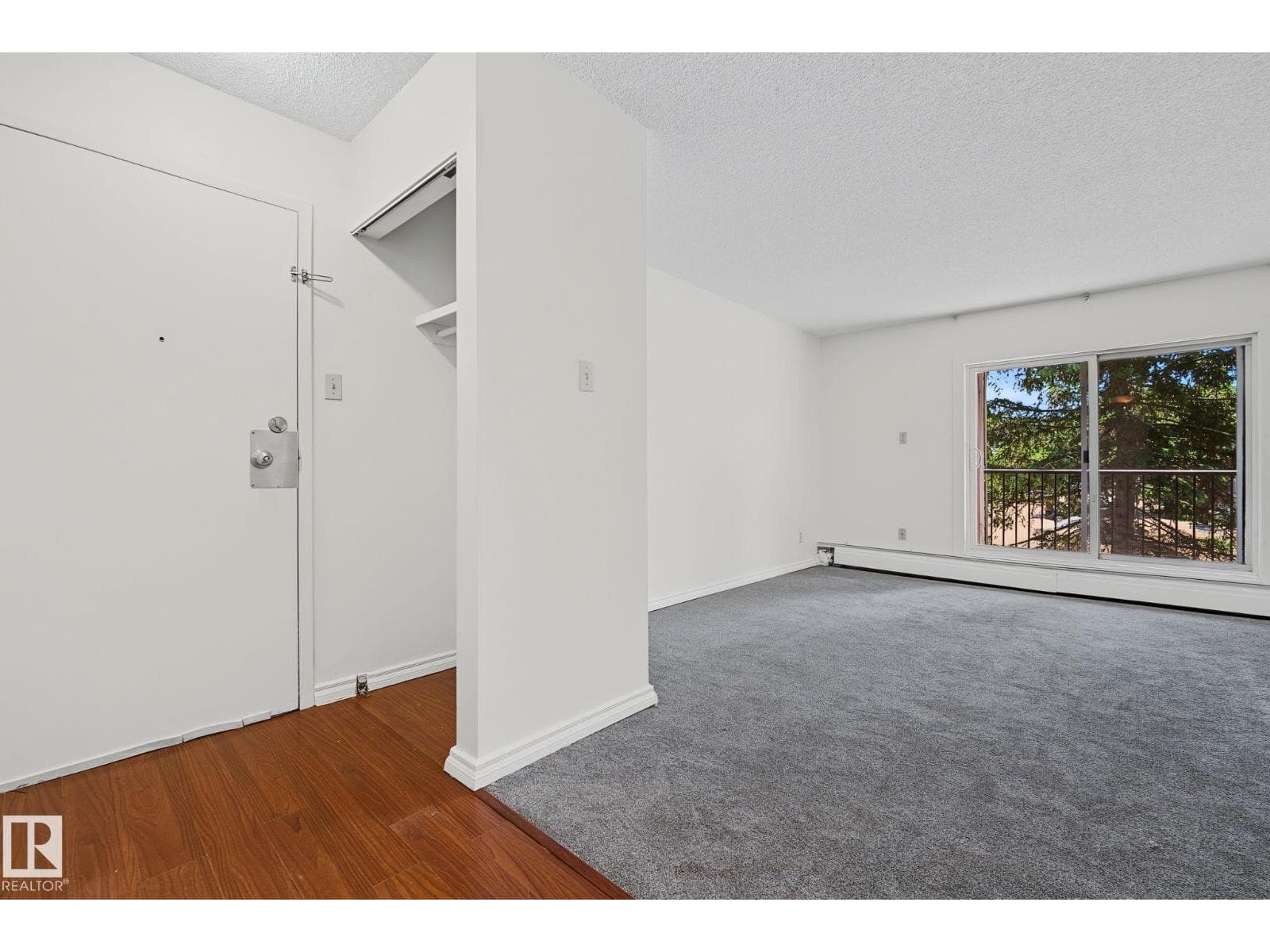 #6E 11608 28 AV NW NW — photo 4