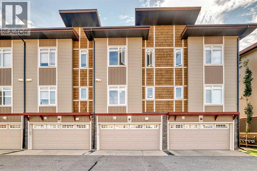606 Skyview Point Place NE — photo 3