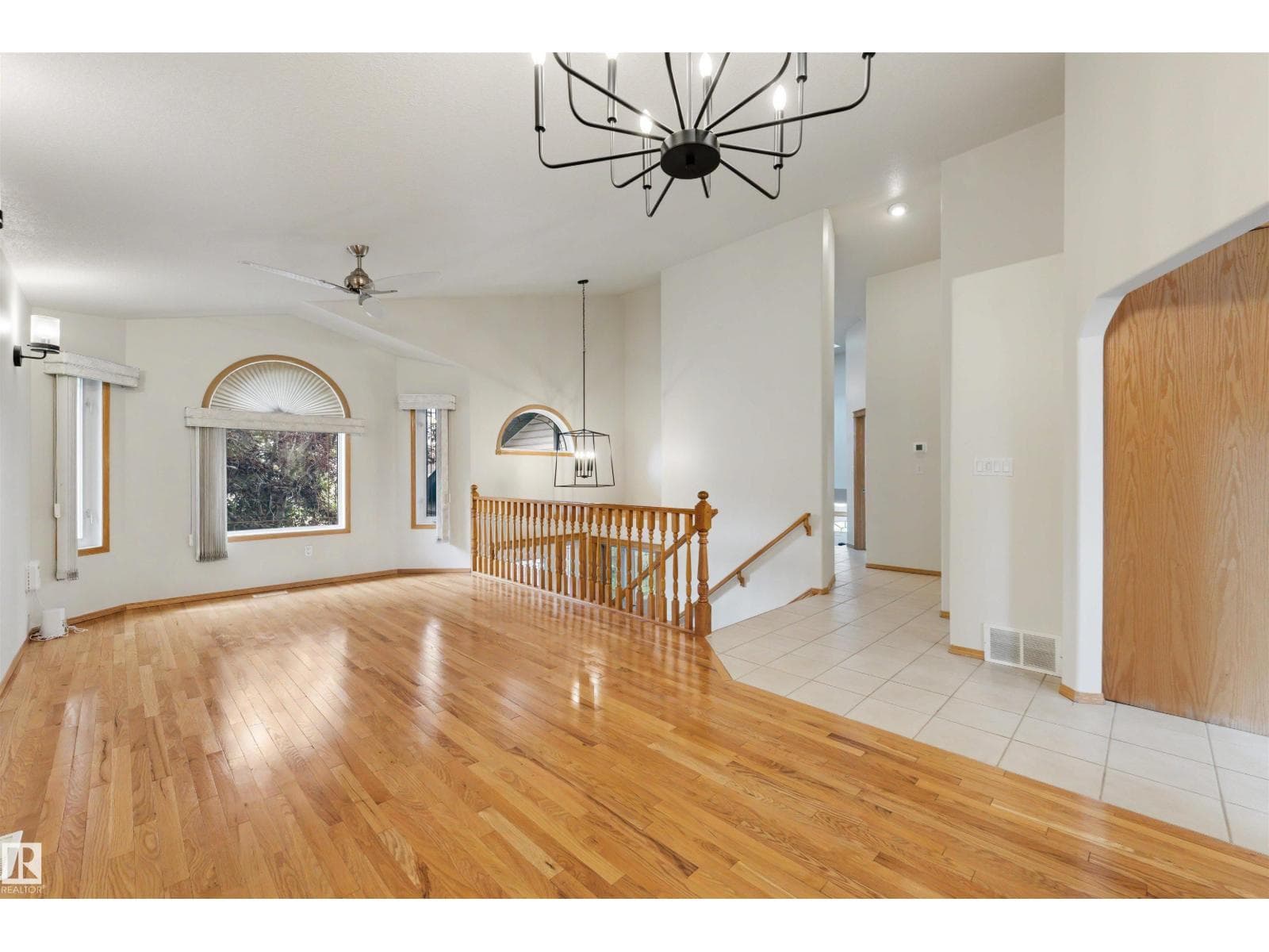 15227 47 ST NW — photo 5