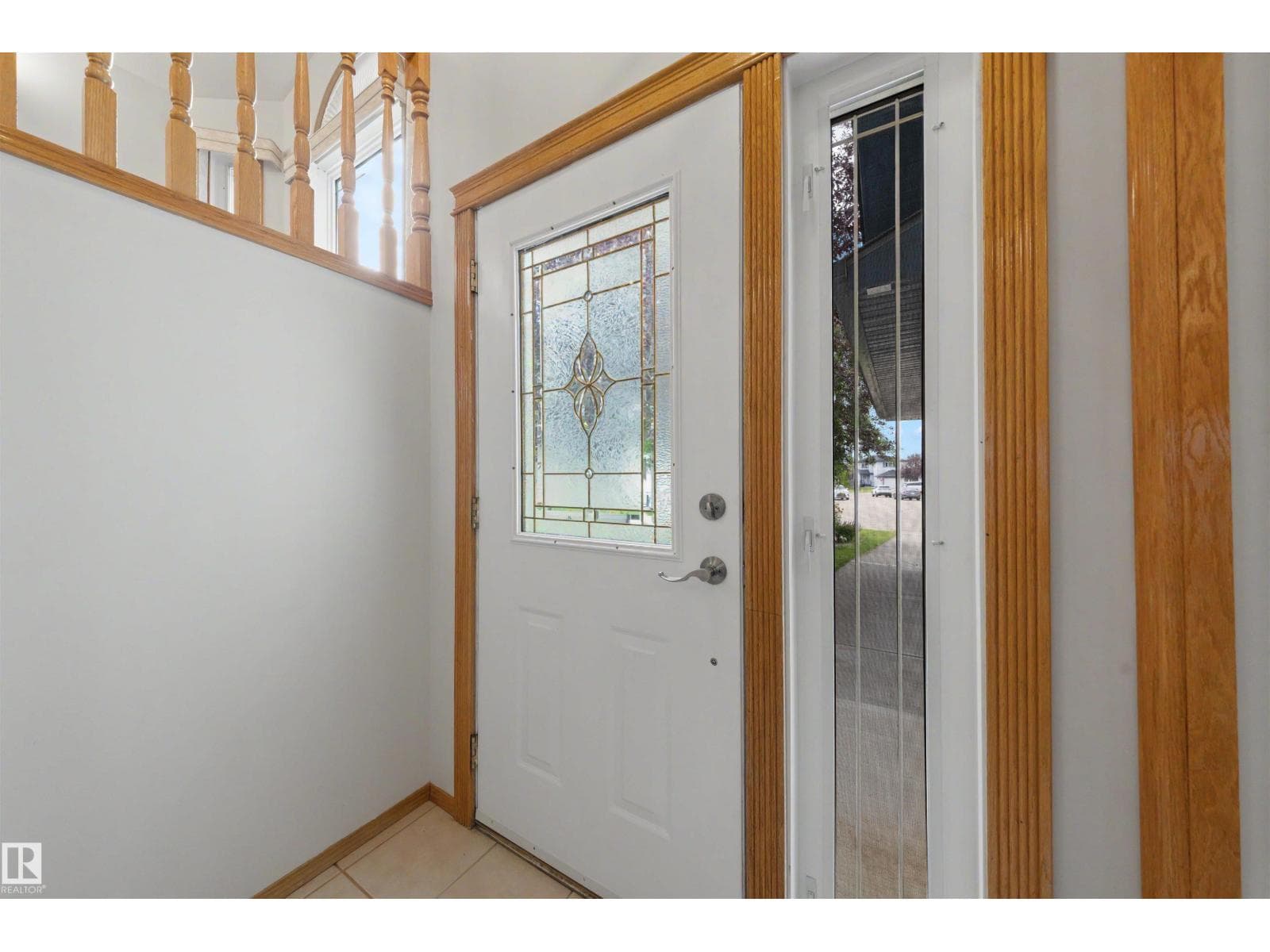 15227 47 ST NW — photo 3