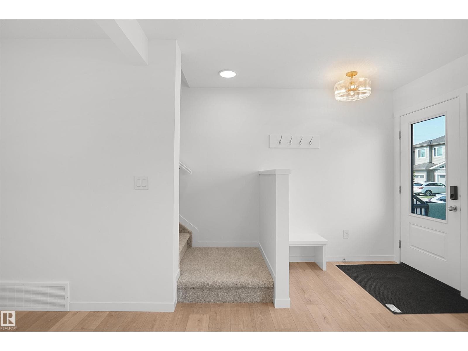 2119 210 ST NW — photo 2