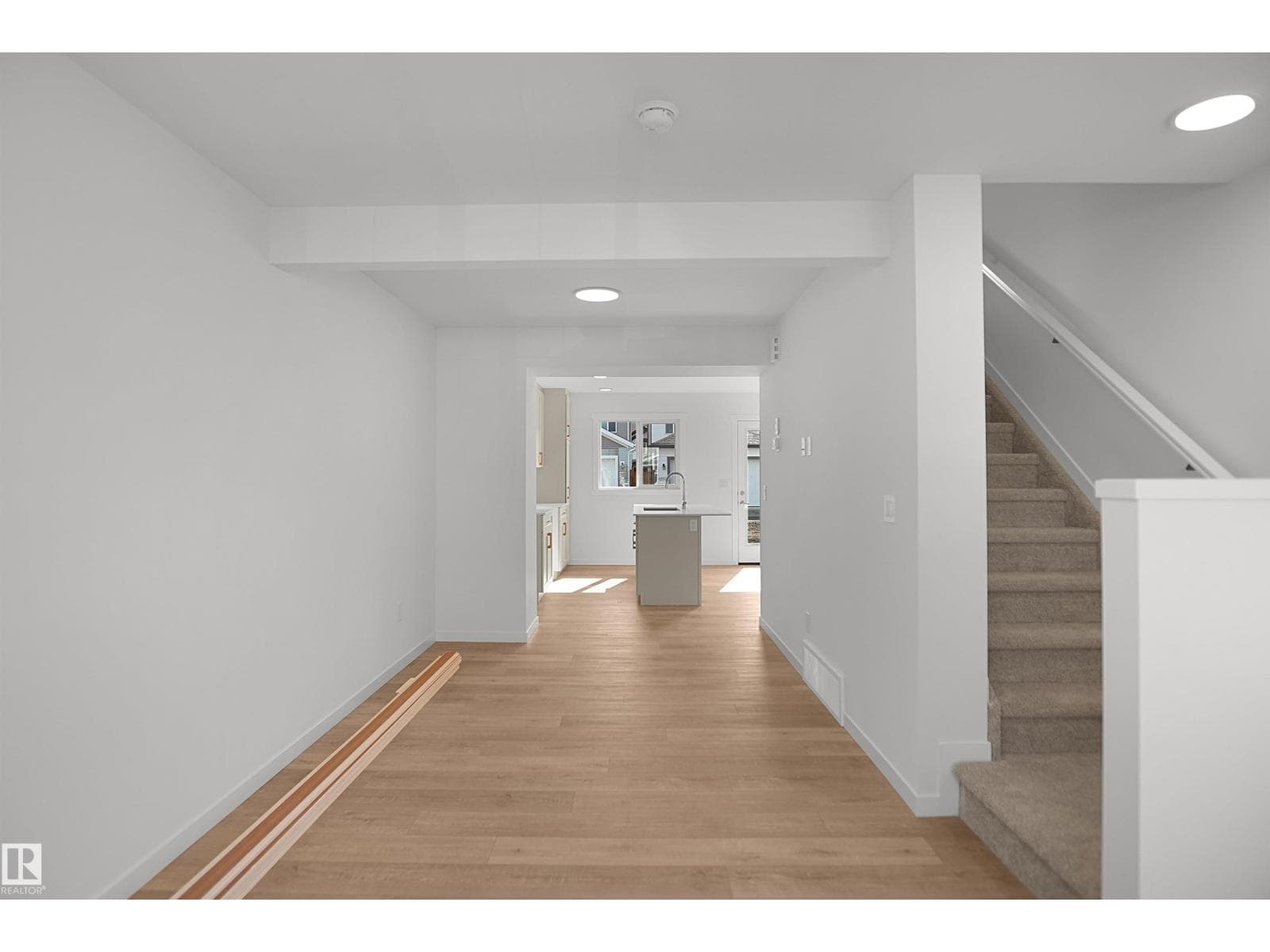 2119 210 ST NW — photo 5