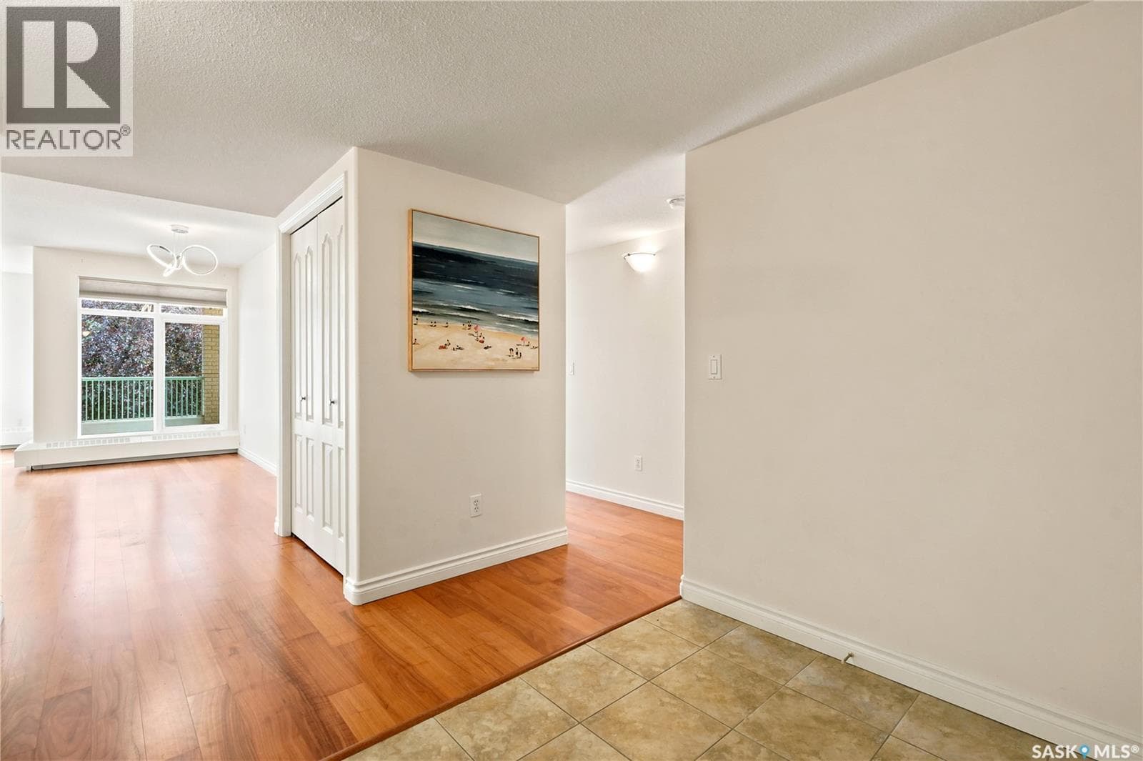 310 2333 Scarth STREET — photo 3