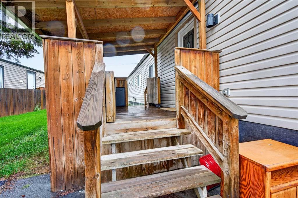 411 Kannell Drive NE — photo 4