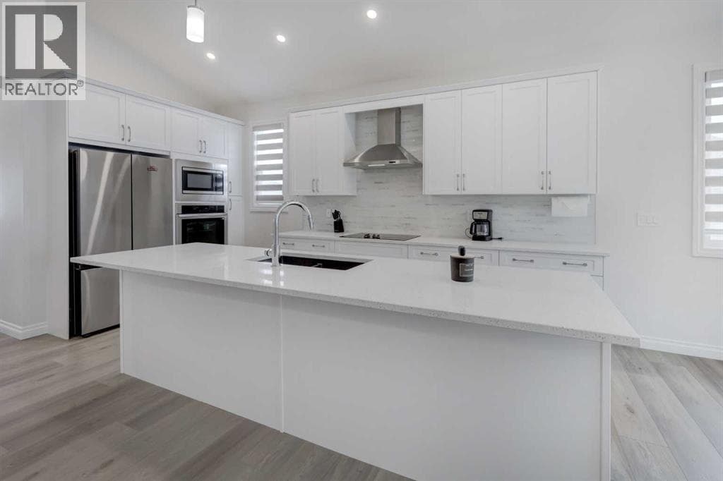 351 Baywater Common SW — photo 4