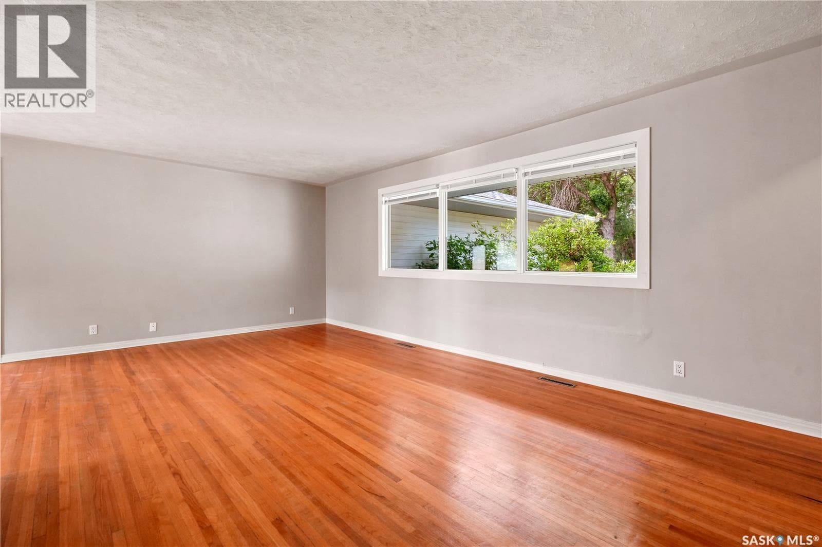 53 Darke CRESCENT — photo 5
