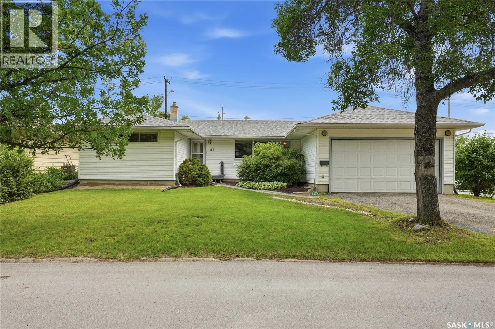 53 Darke CRESCENT
