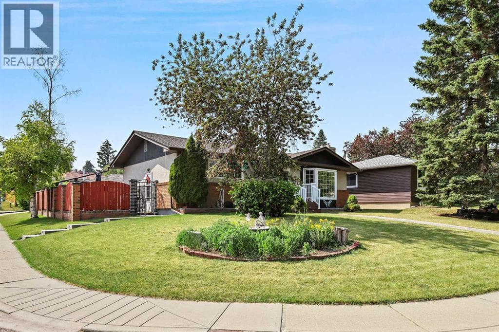 8627 Athabasca Street SE — photo 3