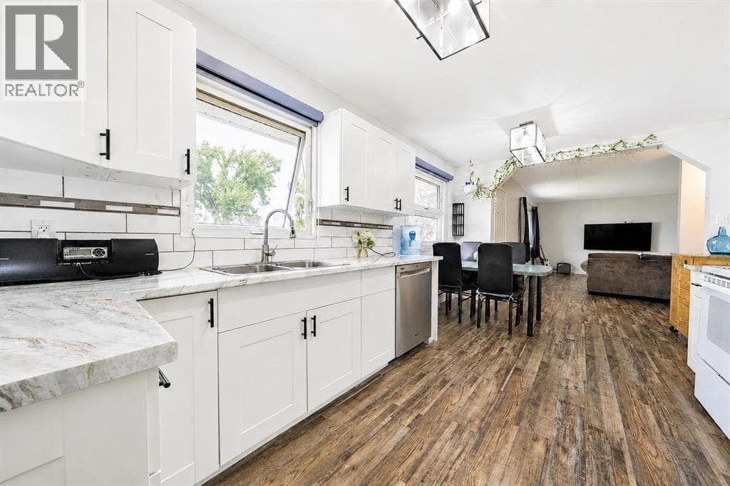 131 Mitchell Crescent NW — photo 5