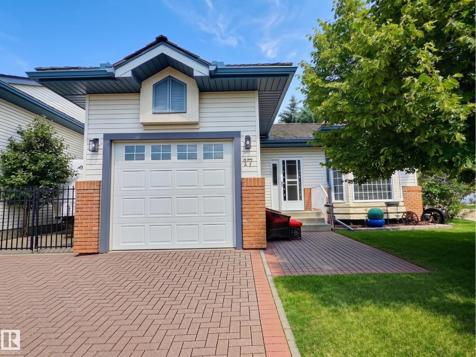 #17 10 Blackburn DR SW — photo 2