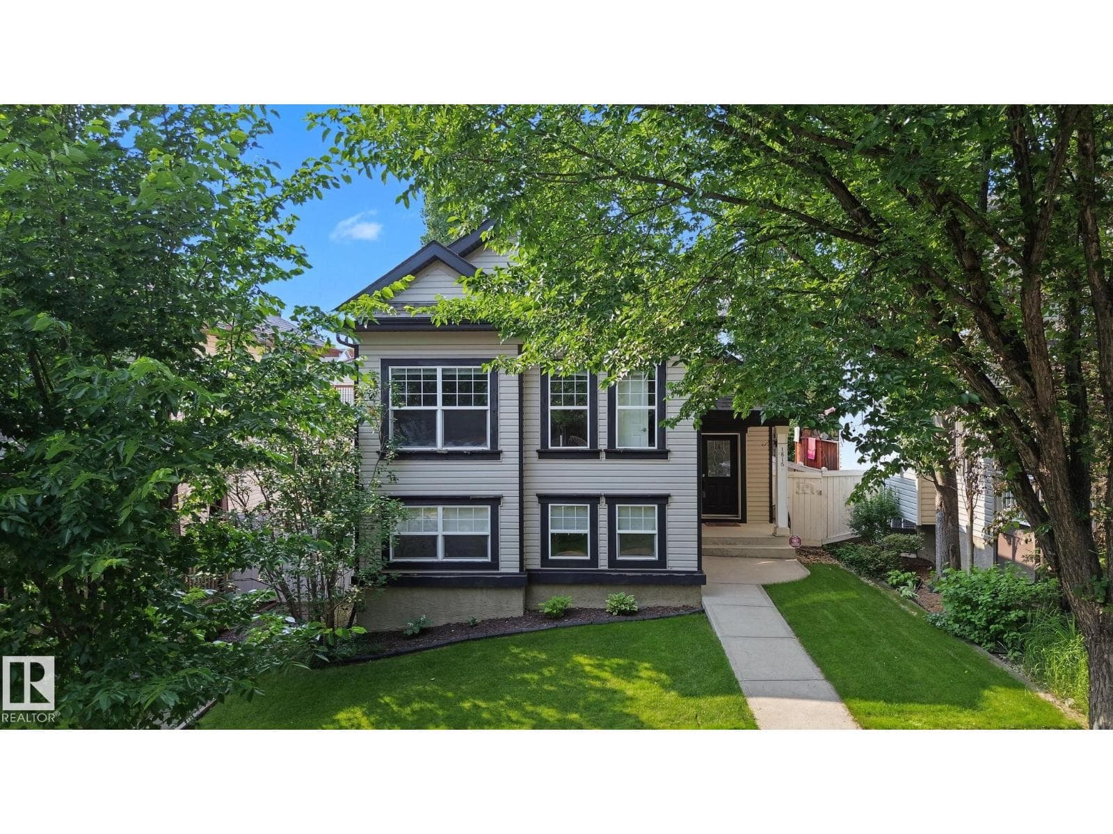 1816 TUFFORD WY NW