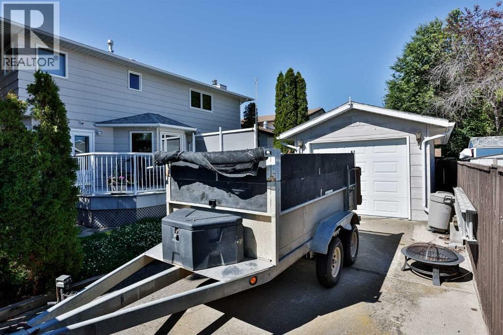 2265 27 Avenue S — photo 4