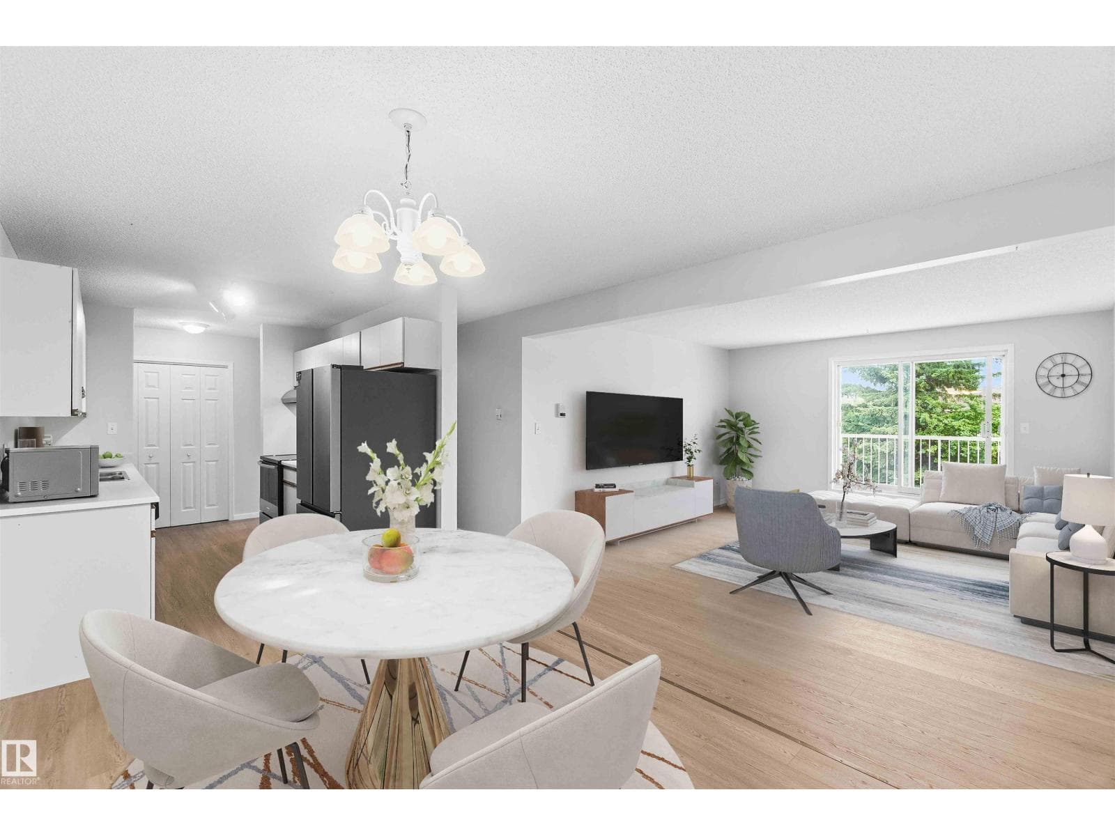 #304 4924 19 AV NW — photo 3