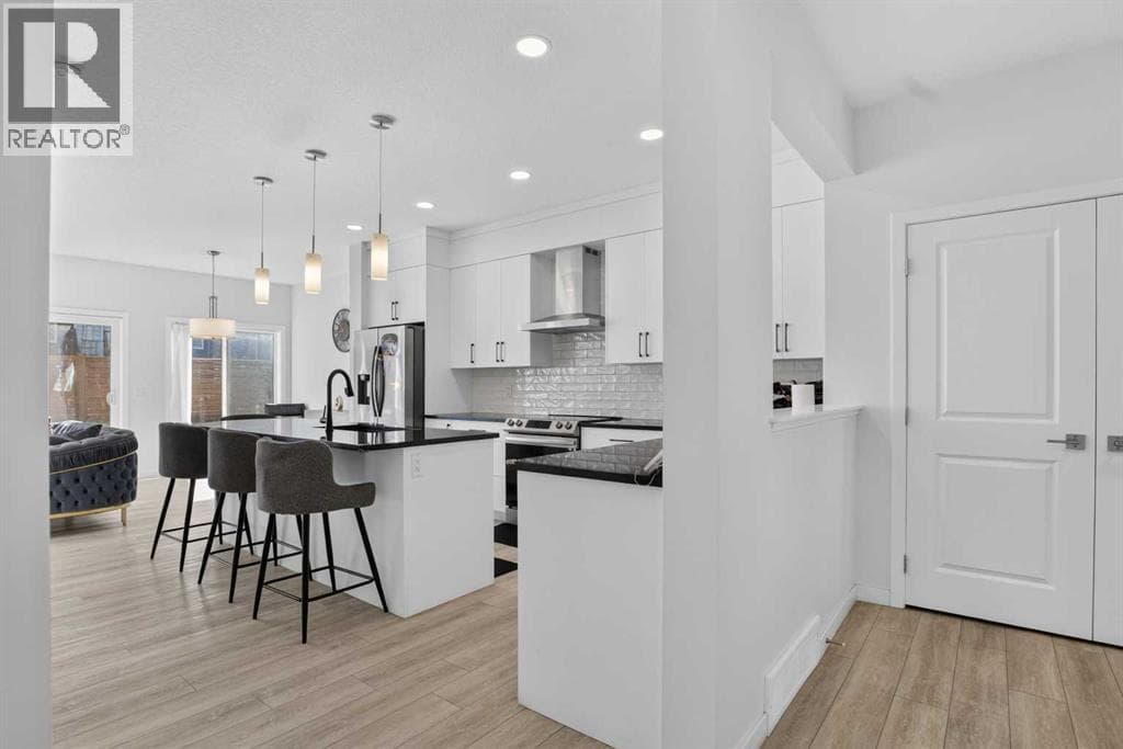 274 Lucas Place NW — photo 5