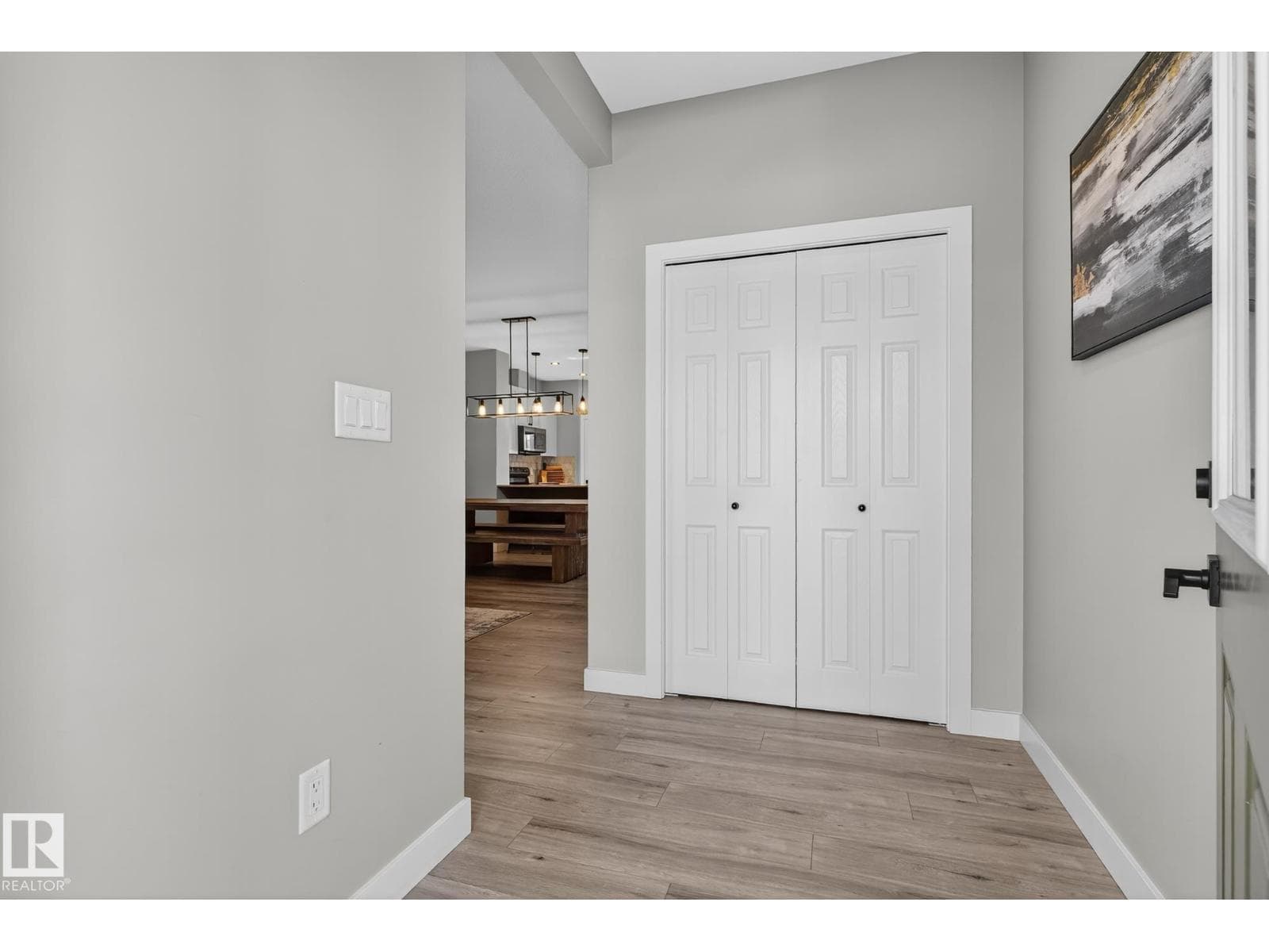 16635 30 AV SW — photo 3