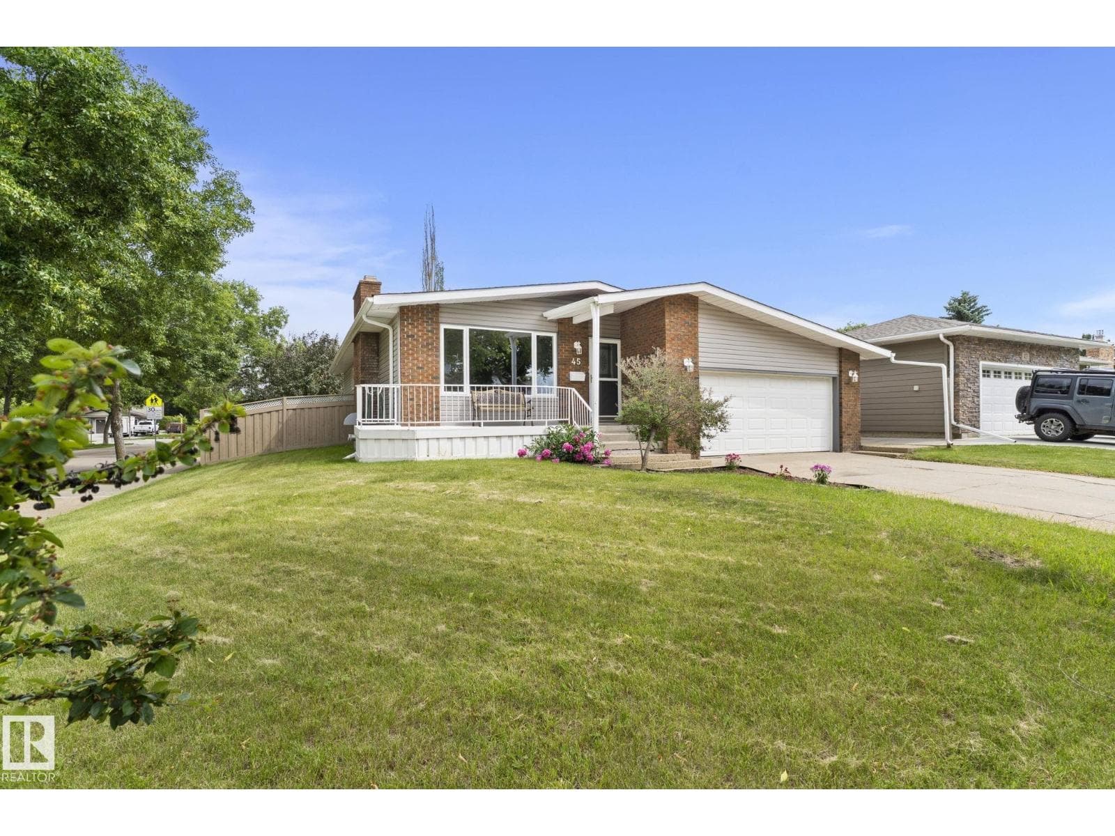 45 WHITEHALL CR — photo 4