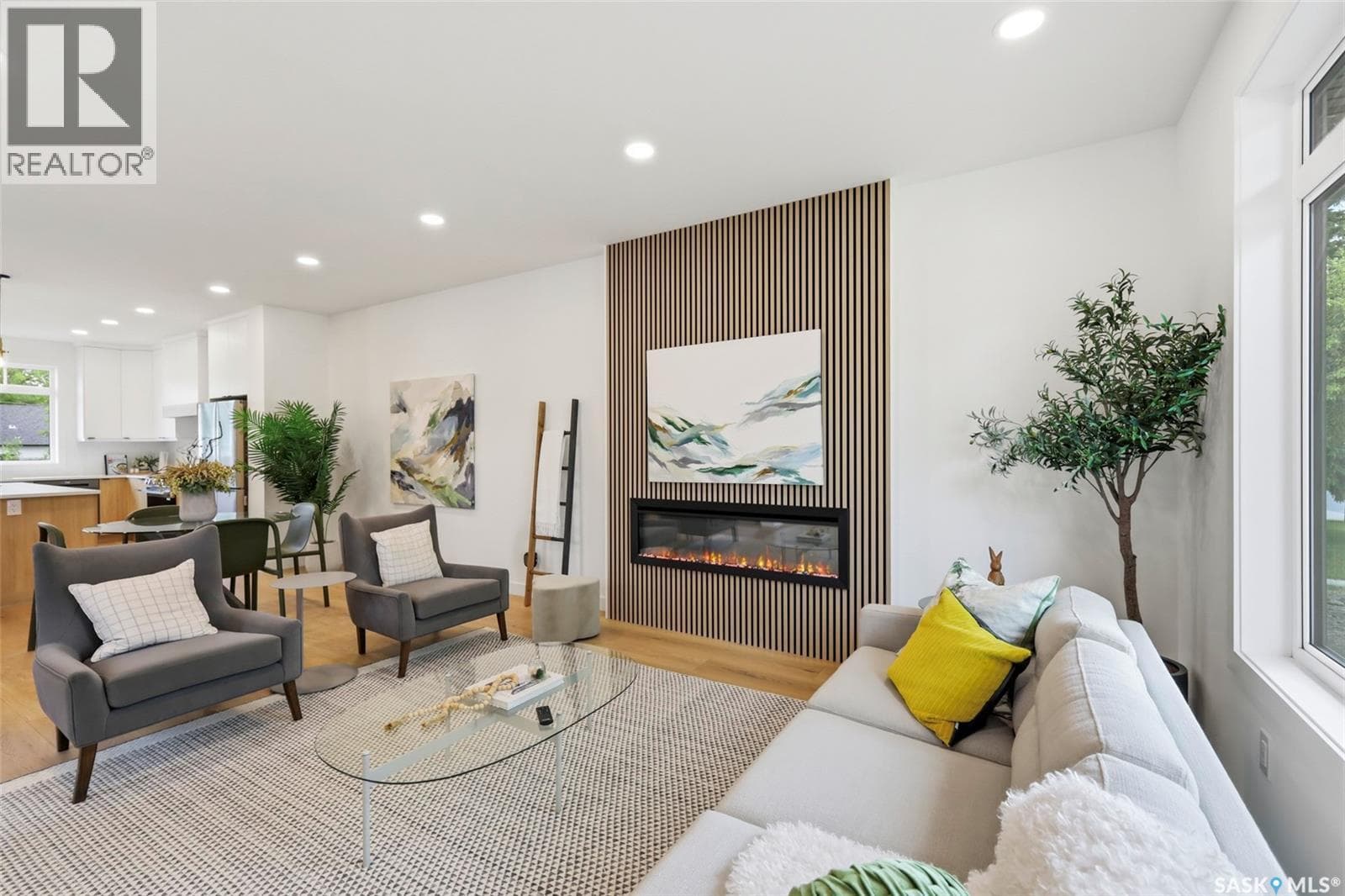 1516 Ewart AVENUE — photo 4