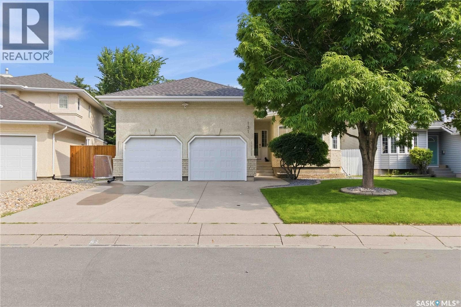 131 MENDEL CRESCENT — photo 2