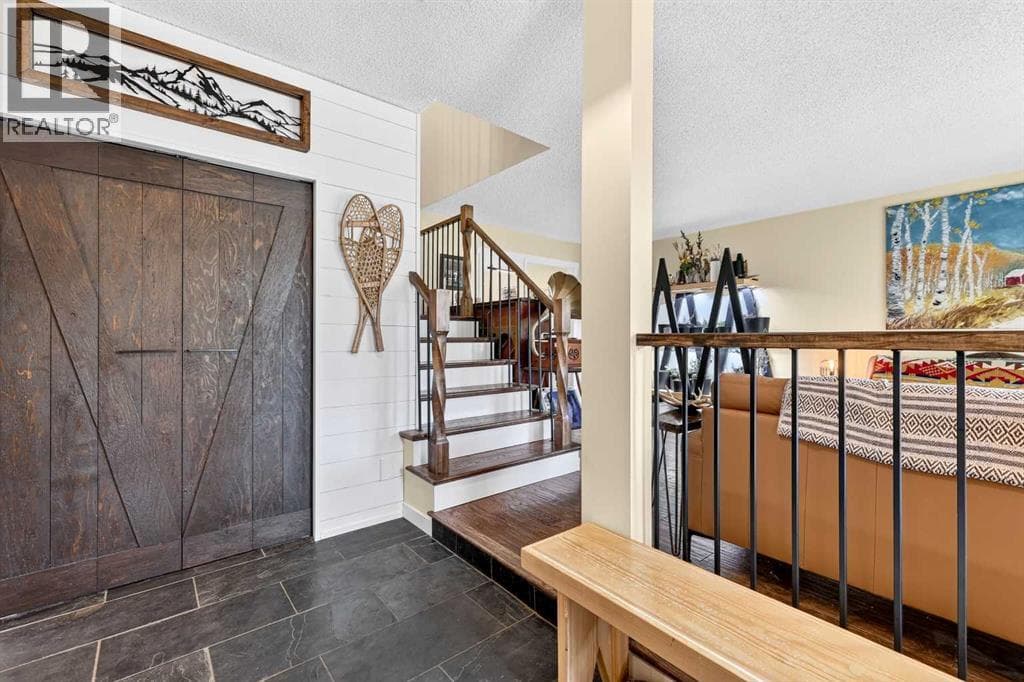 181 Woodhaven Drive — photo 4