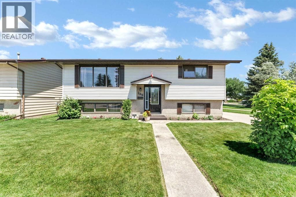288 Ross Glen Drive SE